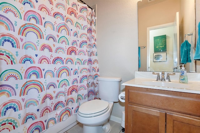 1911 Vineyard Bend Ct, Pearland, TX 77581 - full bath featuring vanity and a shower with curtain
