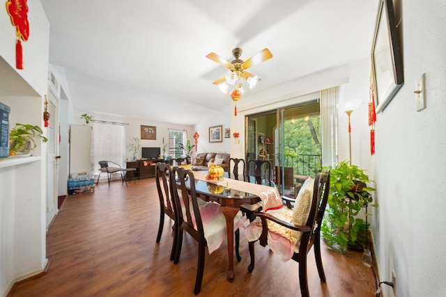 6602 Harbor Town Dr Unit 506, Houston, TX 77036 - dining space featuring wood finished floors and a ceiling fan