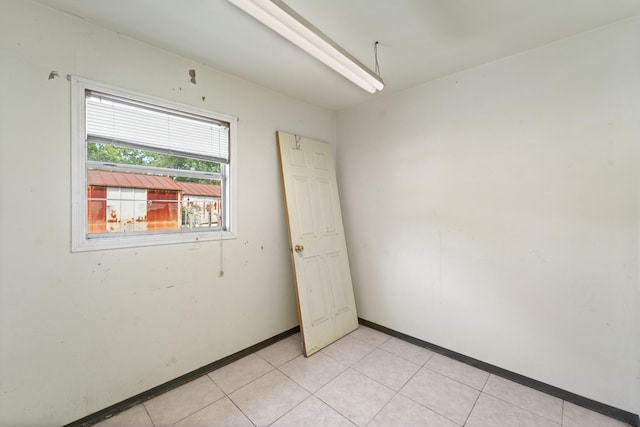 5700 Brookglen Dr Unit 565, Houston, TX 77017 - spare room with baseboards