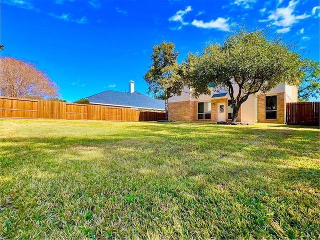 22 Crestview Trl, Houston, TX 77082 - view of yard