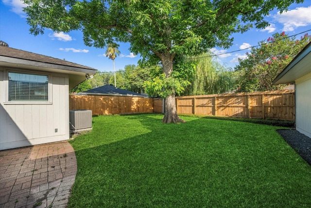 7807 Ella Lee Ln, Houston, TX 77063 - view of fenced backyard