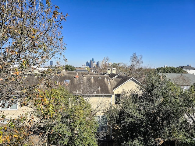 1767 Michigan St, Houston, TX 77006 - view of side of property