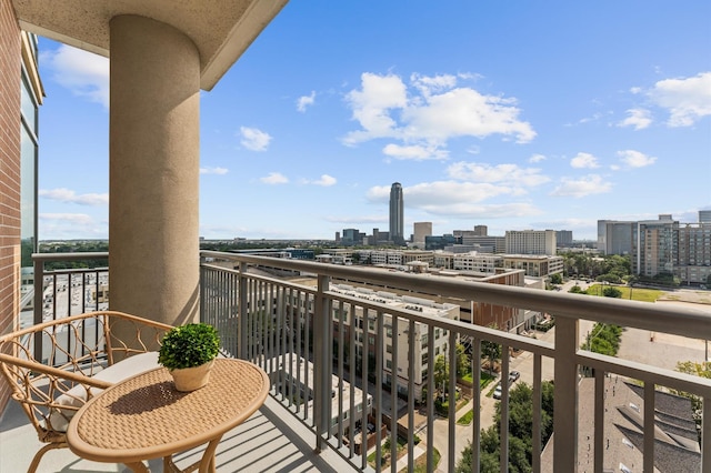 2207 Bancroft St Unit 1104, Houston, TX 77027 - balcony with a view of city