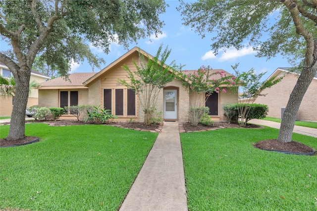 10015 Sagegate Dr, Houston, TX 77089 - photo 1