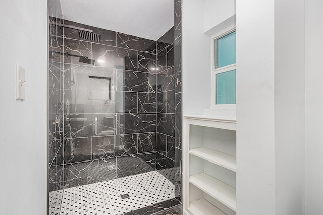 8419 Sterlingshire St, Houston, TX 77078 - bathroom with a marble finish shower