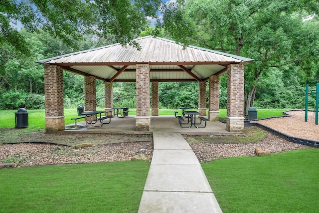 2110 Trailing Vine Rd, Spring, TX 77373 - view of home's community featuring a gazebo and a lawn