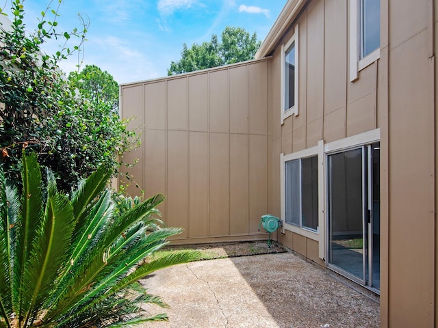 11624 Village Place Dr Unit 327, Houston, TX 77077 - view of patio / terrace