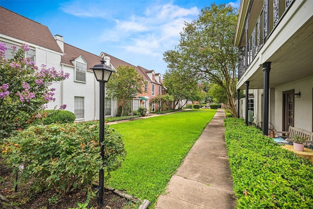2501 Marilee Ln Unit 4, Houston, TX 77057 - view of home's community featuring a residential view and a yard