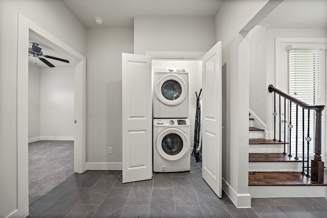 3929 Tulane Oak Dr, Houston, TX 77018 - laundry area with estacked washer and dryer and a ceiling fan