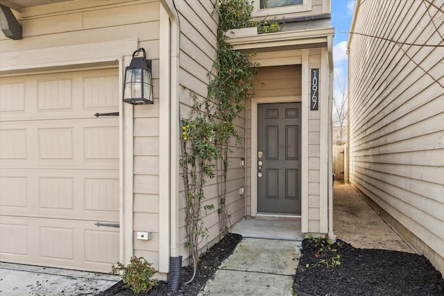 10967 Cannes Memorial Dr, Houston, TX 77043 - doorway to property with a garage
