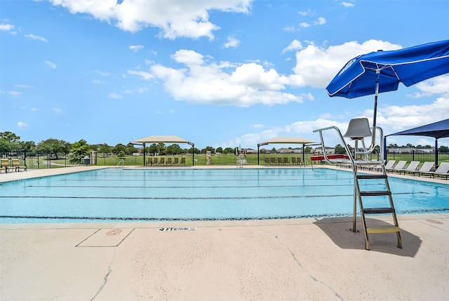 2614 Maverick Park Ln, Katy, TX 77449 - community pool with a patio area