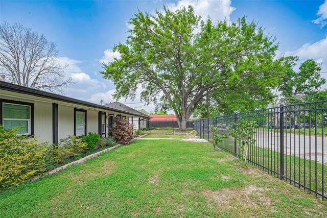 5114 Grantwood St, Houston, TX 77004 - photo 43