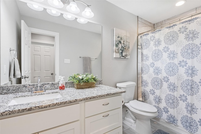 4511 Palo Pinto Dr, Houston, TX 77041 - full bath featuring vanity and a shower with curtain