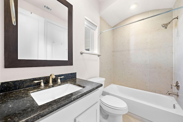 1048 W 21st St, Houston, TX 77008 - bathroom with vanity and washtub / shower combination