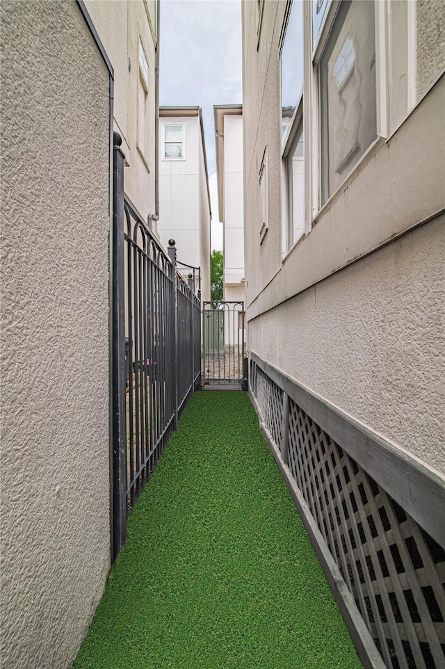 1048 W 21st St, Houston, TX 77008 - view of yard