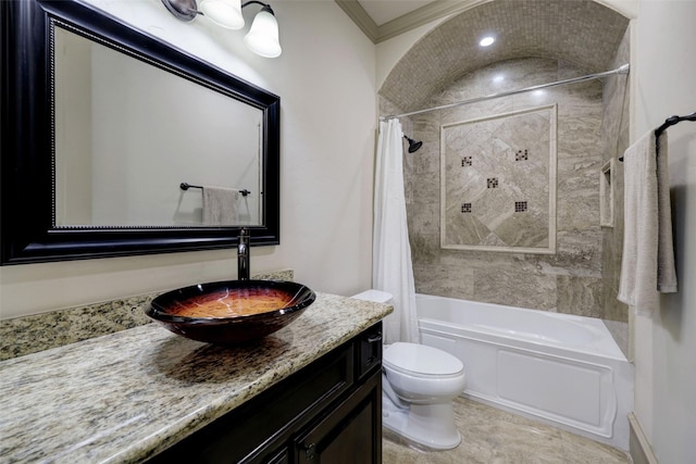 7507 Emerald Meadow Ct, Katy, TX 77494 - full bath featuring shower / bathtub combination with curtain, vanity, and ornamental molding