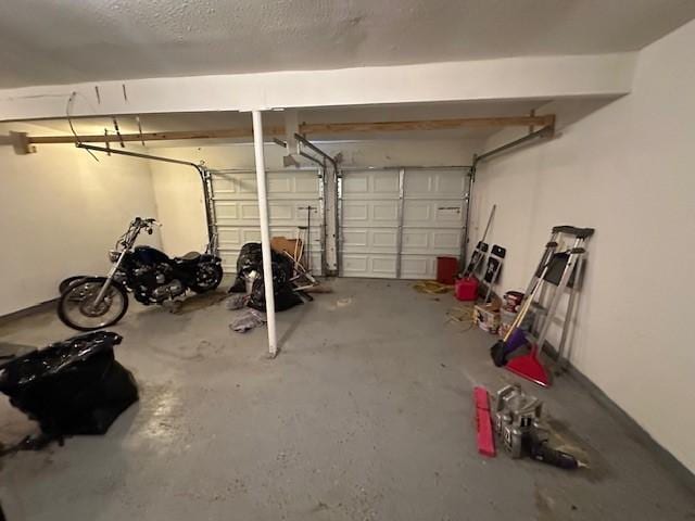 3900 Aggie Dr, Bay City, TX 77414 - view of garage
