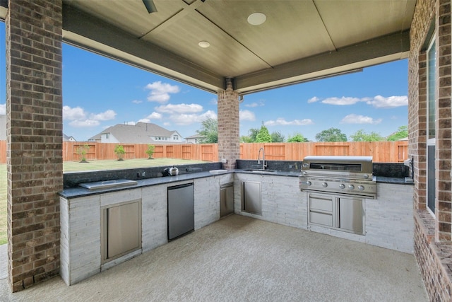 19506 Bradford Pines Ct, Cypress, TX 77433 - fenced backyard with exterior kitchen and a patio