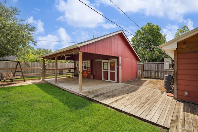 3214 Churchill St, Pearland, TX 77581 - wooden terrace with a fenced backyard
