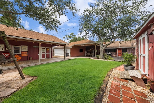 3214 Churchill St, Pearland, TX 77581 - view of grassy yard with a patio