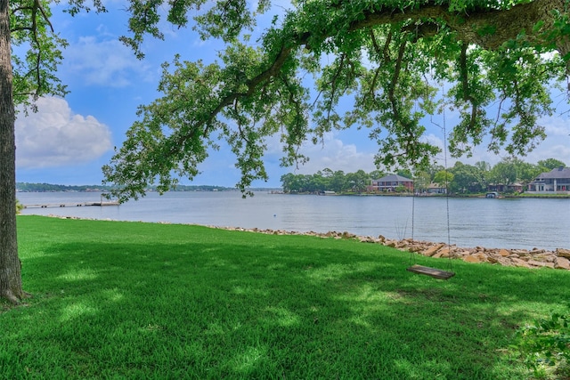 1437 Bowsprit Pt, Willis, TX 77318 - water view