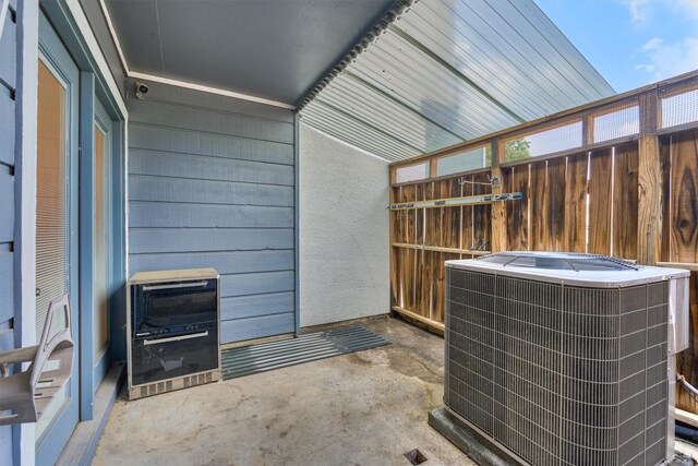 1437 Bowsprit Pt, Willis, TX 77318 - view of patio / terrace