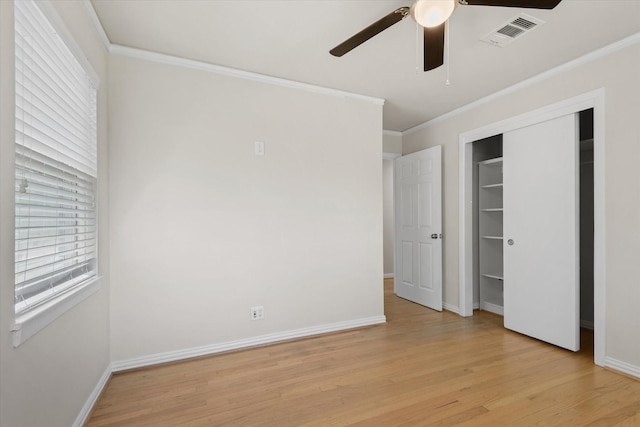 5426 Carew St, Houston, TX 77096 - unfurnished bedroom with crown molding, light wood finished floors, a closet, and ceiling fan