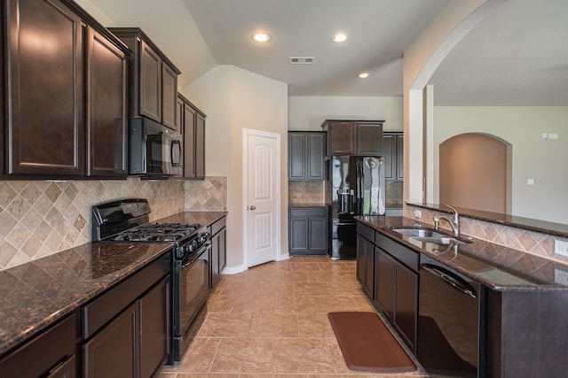 99 W Wading Pond Cir, The Woodlands, TX 77375 - photo 17