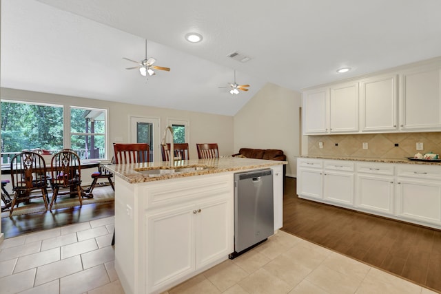 837 S Cape Royale Dr, Coldspring, TX 77331 - photo 11