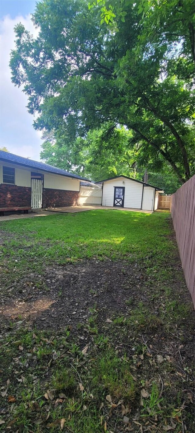 413 S Temple Dr, Diboll, TX 75941 - view of yard