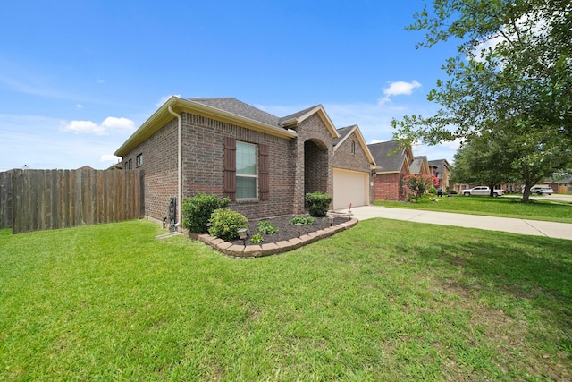 7509 Cobblestone Dr, Pearland, TX 77581