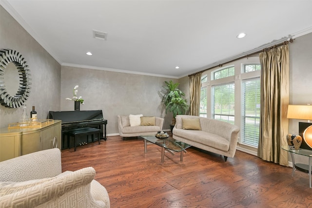 15431 Greens Cove Way, Houston, TX 77059 - living area featuring wood finished floors, crown molding, and recessed lighting