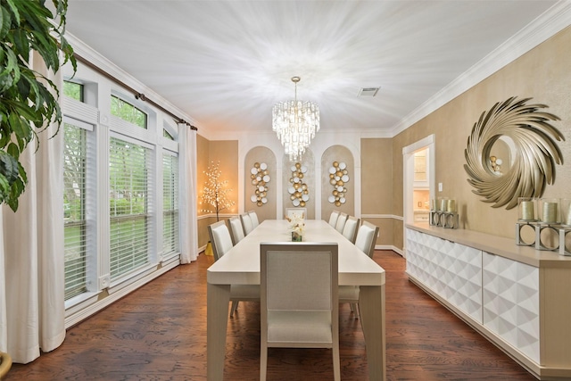 15431 Greens Cove Way, Houston, TX 77059 - dining space featuring a chandelier, crown molding, and dark wood-style floors