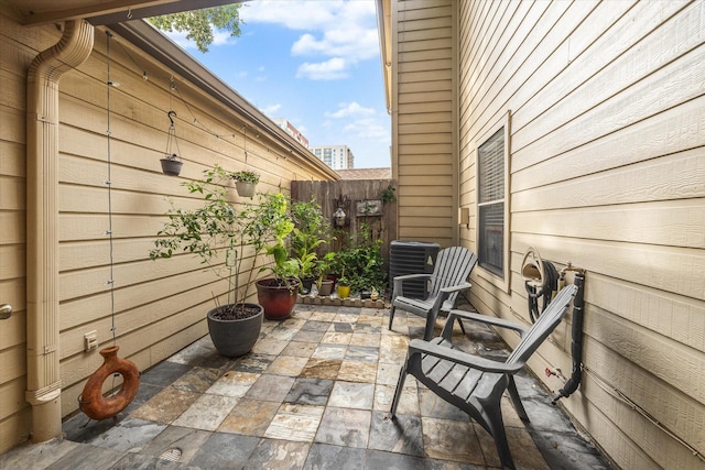 1018 Memorial Village Dr Unit 124, Houston, TX 77024 - view of patio