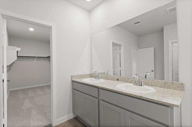 436 Shoreview Dr, Conroe, TX 77303 - full bath featuring double vanity and a spacious closet