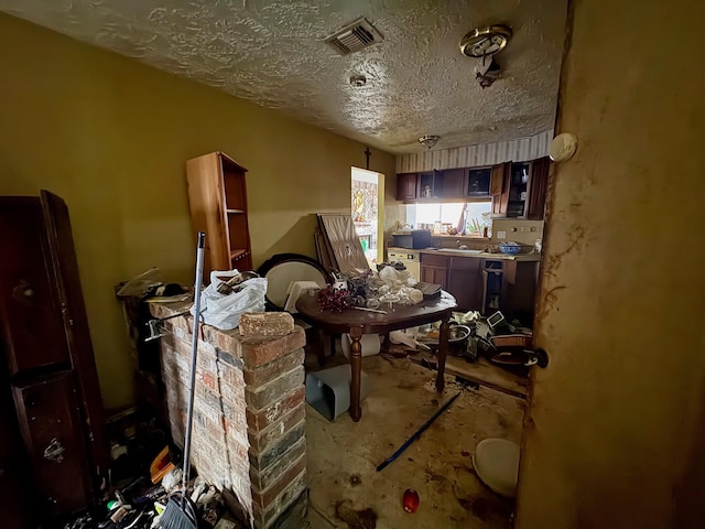 13314 N Thorntree Dr, Houston, TX 77015 - view of misc room