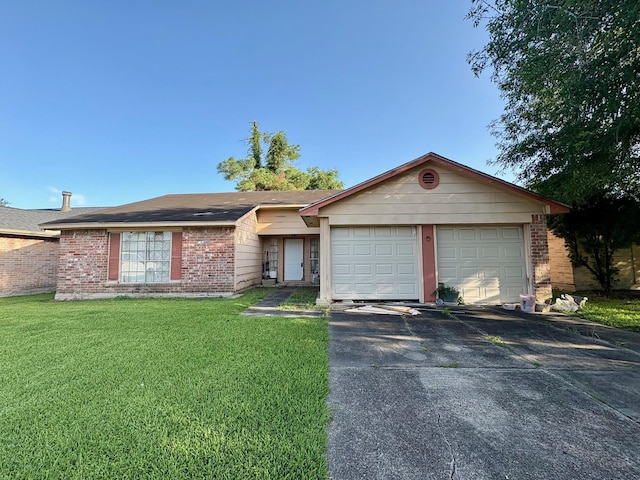 13314 N Thorntree Dr, Houston, TX 77015 - ranch-style house with brick siding, driveway, an attached garage, and a front lawn
