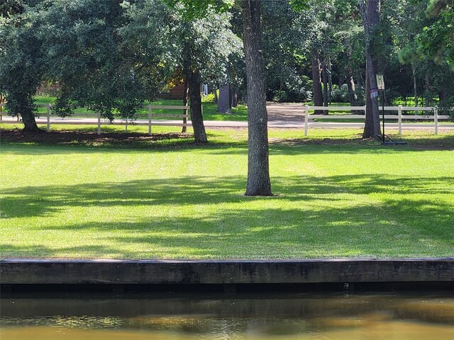 13396 Southshore Dr, Conroe, TX 77304