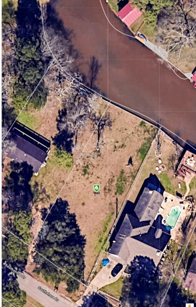 13396 Southshore Dr, Conroe, TX 77304