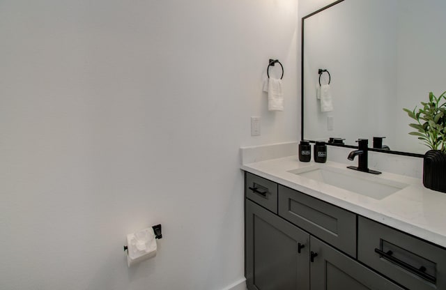 1616 Benson St, Houston, TX 77020 - bathroom with vanity
