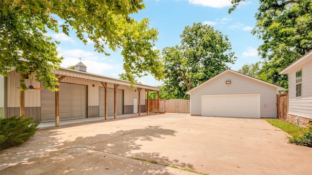 238 Horse Shoe Trl, Angleton, TX 77515 - view of detached garage