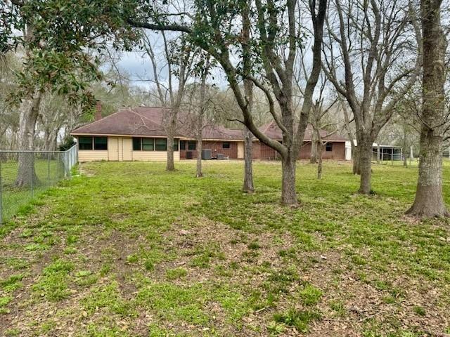 327 County Road 735, Angleton, TX 77515 - photo 30