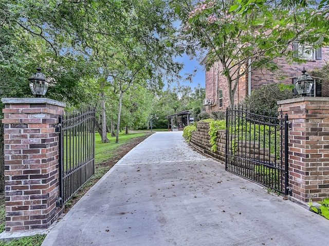 650 Oak Dr, Friendswood, TX 77546 - photo 34