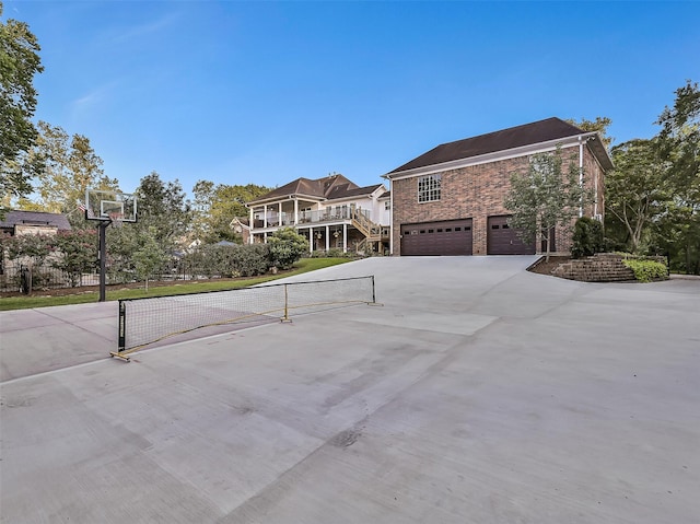 650 Oak Dr, Friendswood, TX 77546 - photo 36