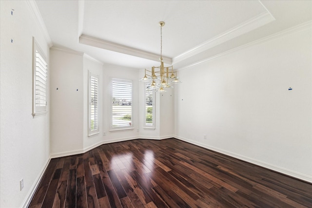 966 Bentwater Dr, Montgomery, TX 77356 - unfurnished room with a chandelier, plenty of natural light, dark wood-style floors, and ornamental molding