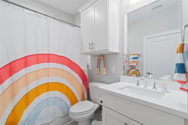 344 W 27th St, Houston, TX 77008 - bathroom featuring vanity and curtained shower