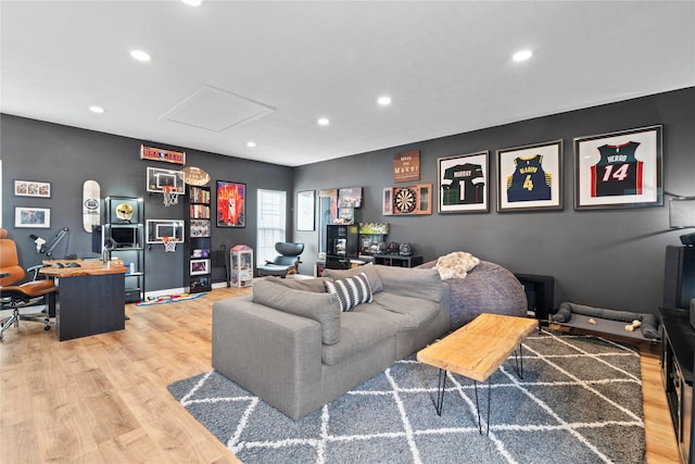 344 W 27th St, Houston, TX 77008 - living area featuring light wood-type flooring, recessed lighting, and a desk