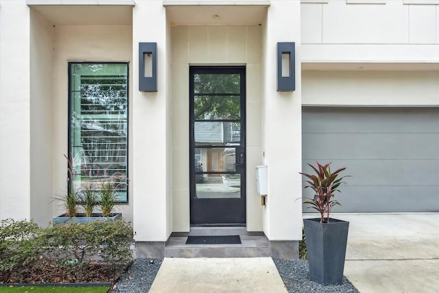 1116 W Drew St, Houston, TX 77006 - entrance to property with a garage