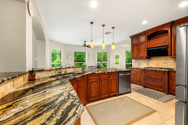 1 Mirror Ridge Ct, The Woodlands, TX 77382 - photo 12
