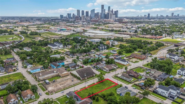 0 Carr St, Houston, TX 77026